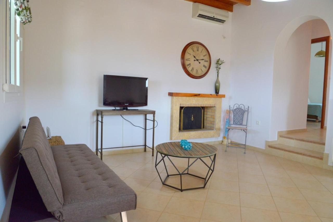 Hill House With Sea View Villa Adamantas  Esterno foto